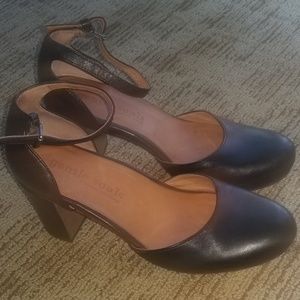 Block heel ankle strap pumps